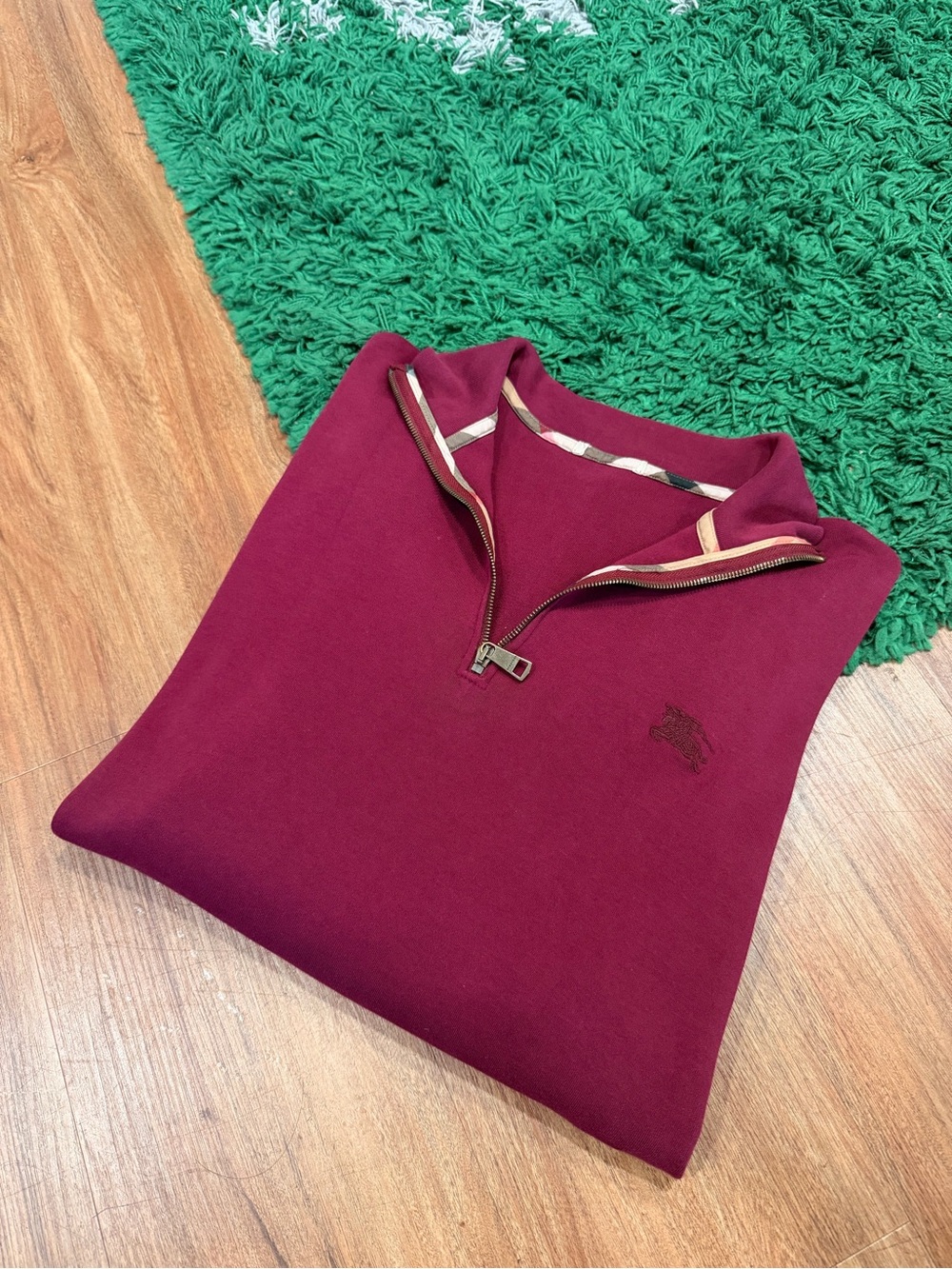 Burberry - Quarter Zip - Burgundy - Size XL - Preowned